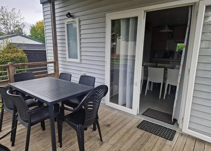 5 Etoiles Piscines Chauffees Club Enfants Mobilhome Premium 6pers Houlgate