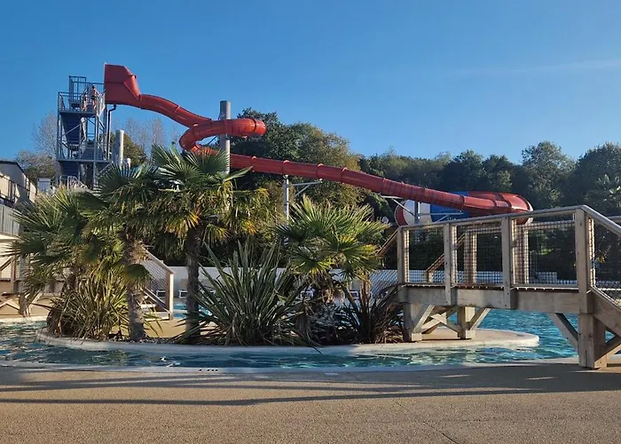 5 Etoiles Piscines Chauffees Club Enfants Mobilhome Premium 6pers Houlgate