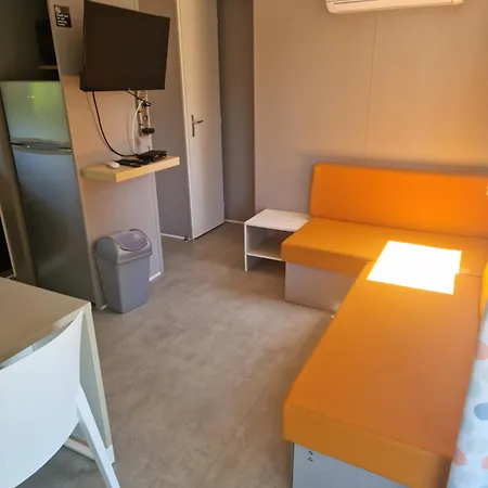 5 étoiles Piscines Chauffées Club Enfants Mobilhome Premium 6pers * Houlgate